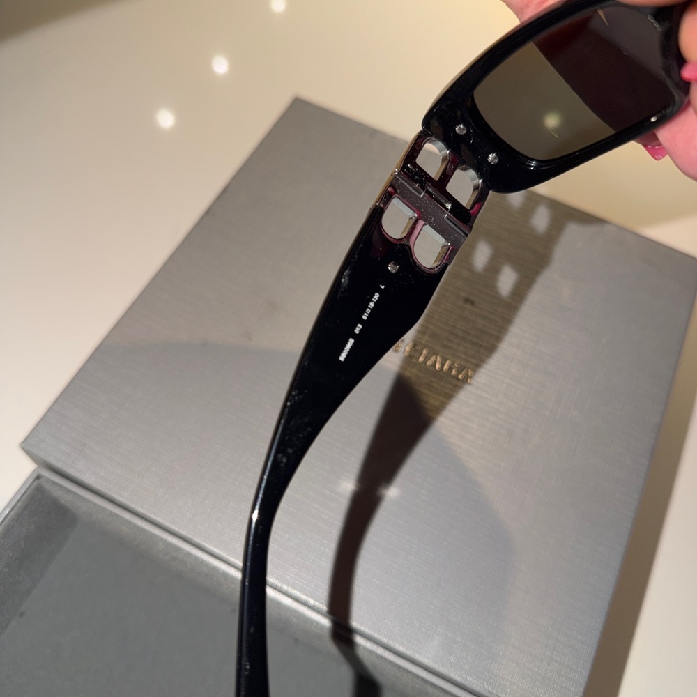 Balaneciaga Black Dynasty crystal Sunglasses - Picture 8 of 9